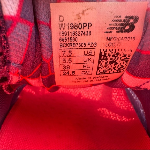 New Balance Women’s Running Shoes Fresh Foam Zante Size 7.5D Purple Pink W1980PP - Picture 7 of 7